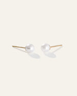 14K Gold Freshwater Cultured Pearl Studs - US 3315