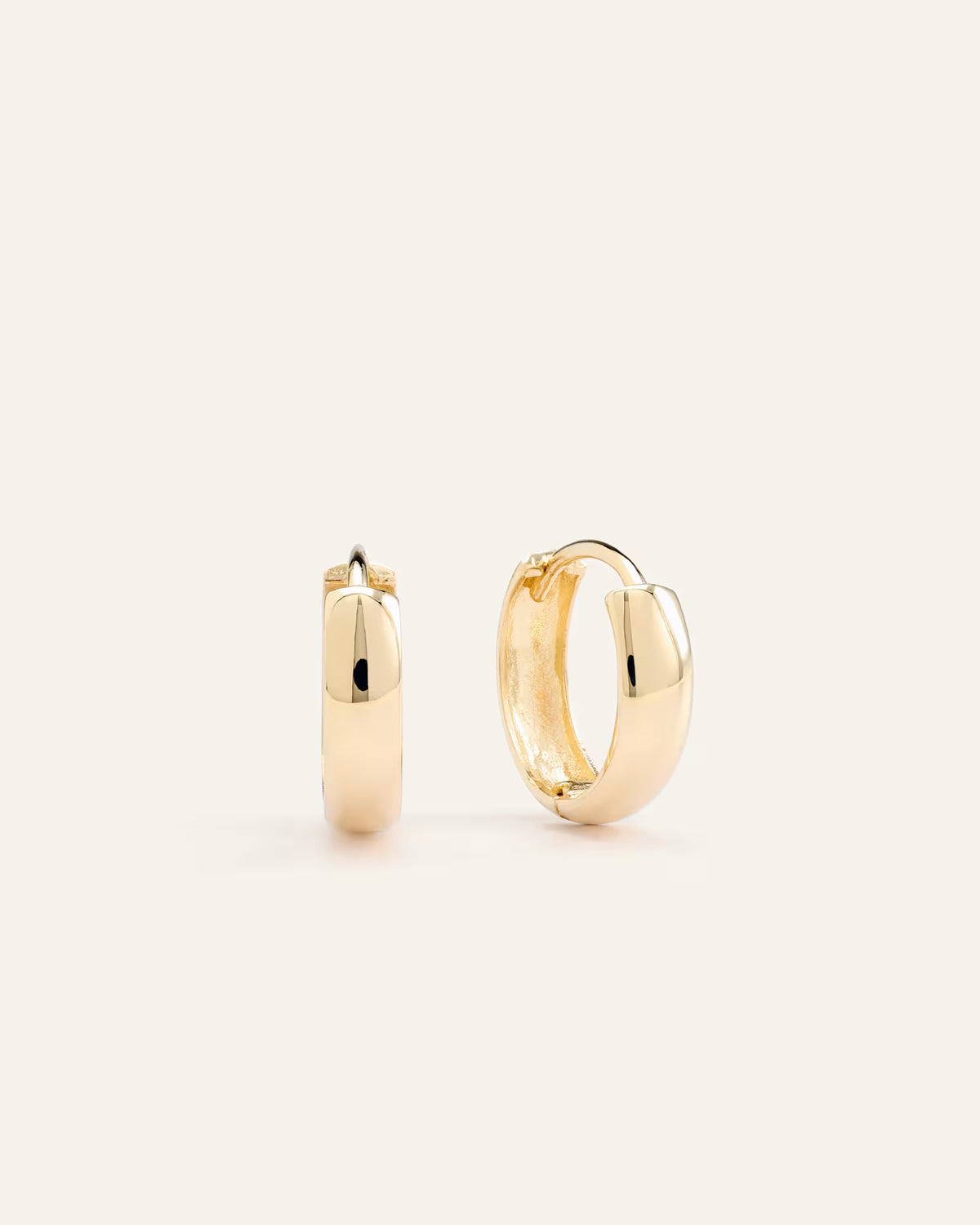 14K Gold Bold Hoops - US 9670