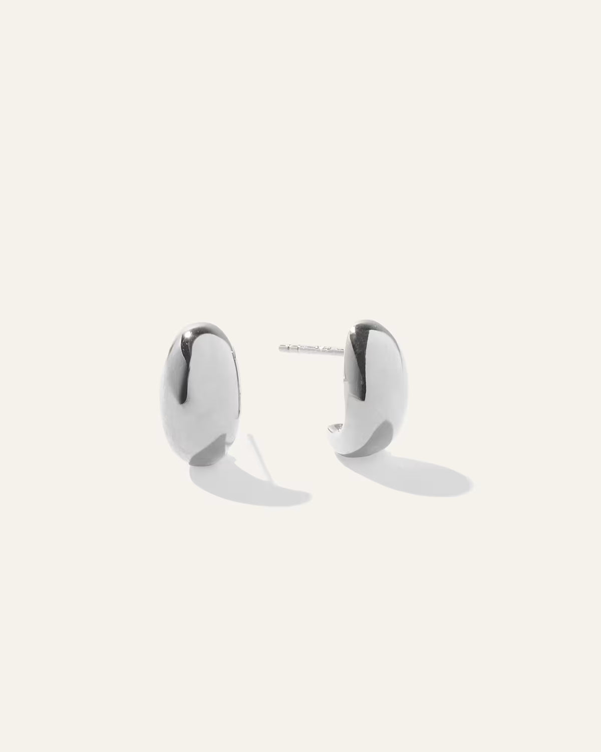 Globe Huggie Hoops - US 5105