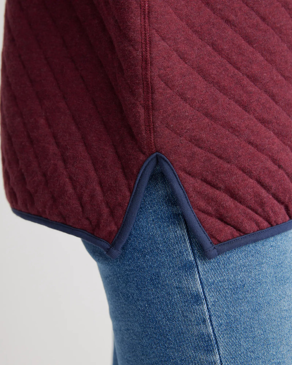 Reversible Quilted Pullover - US 7814