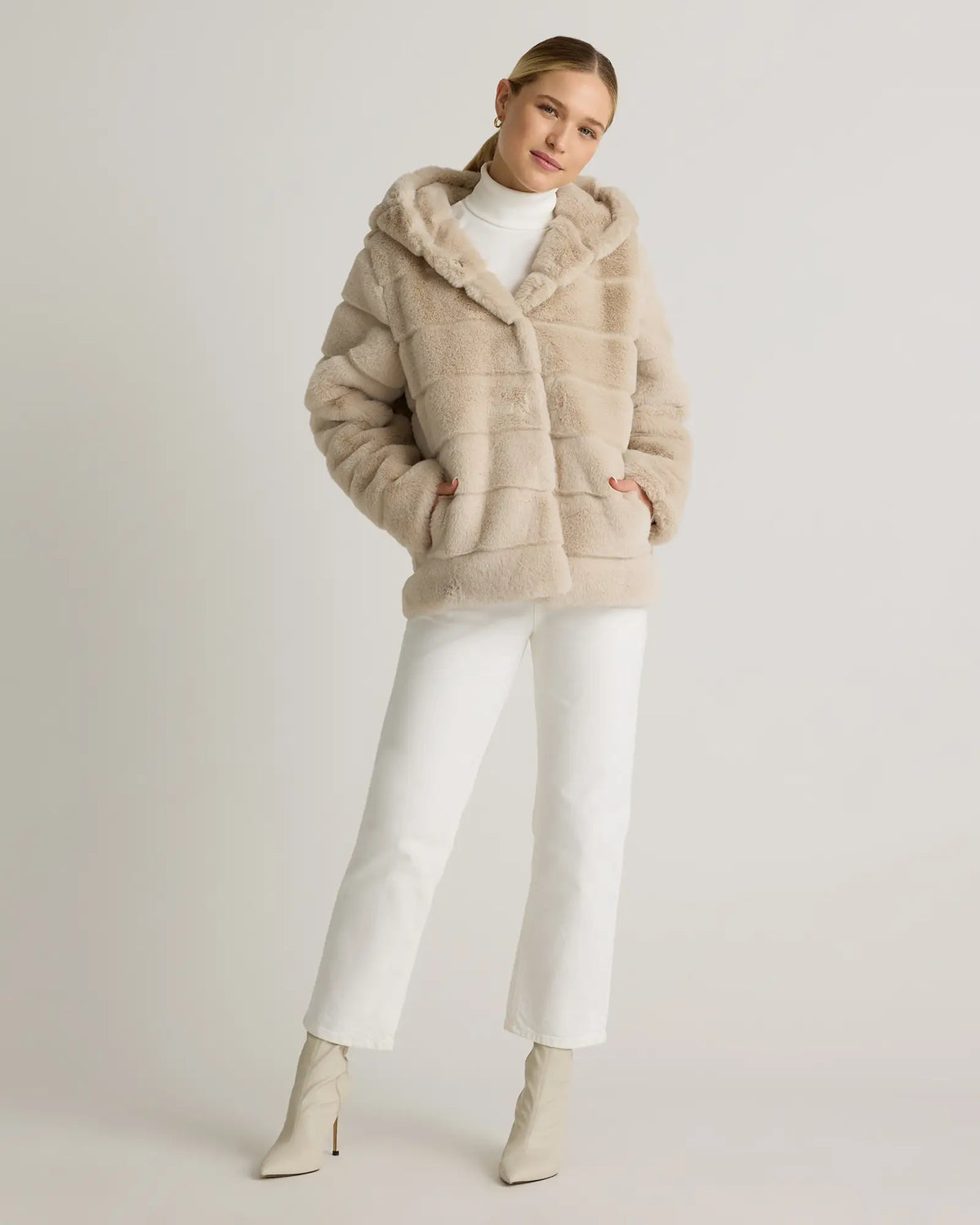 Hooded Faux Fur Jacket - US 7611