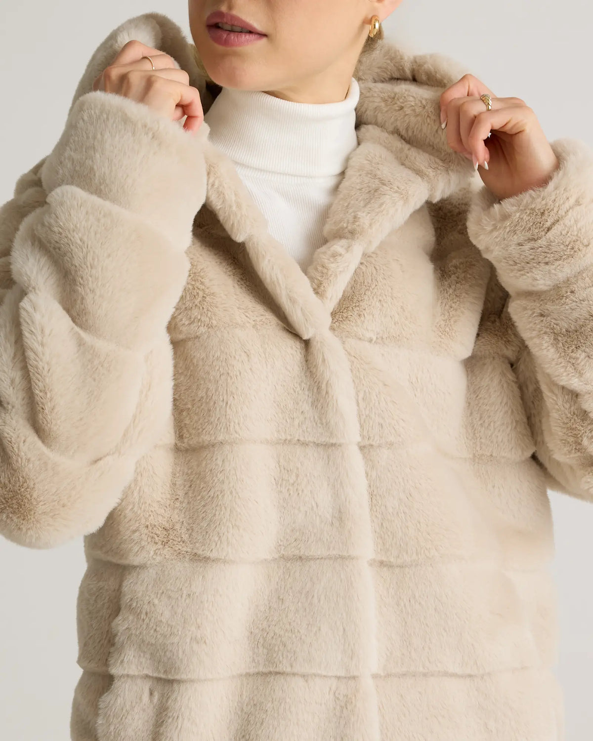 Hooded Faux Fur Jacket - US 7611