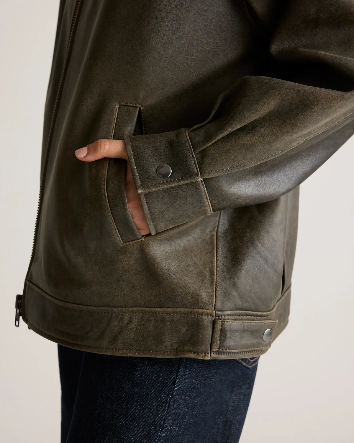 100% Leather Oversized Bomber Jacket - US 9421
