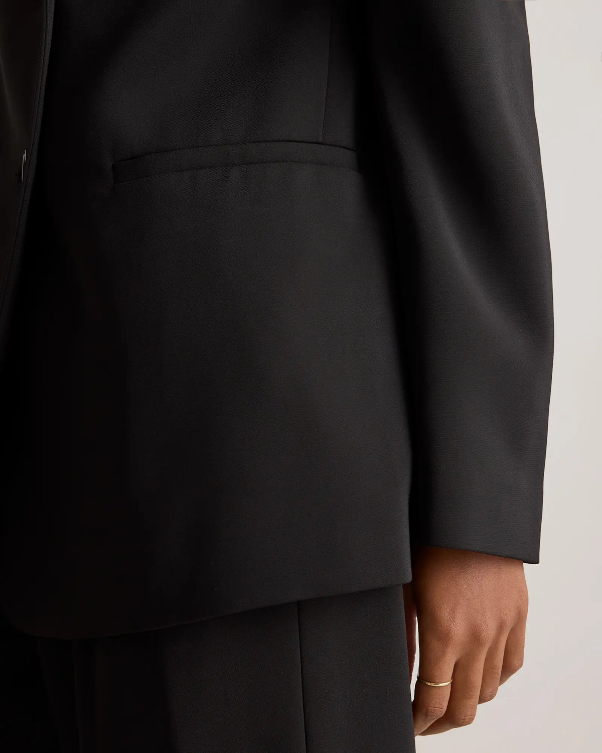 Stretch Crepe Relaxed Double-Breasted Blazer - US 5077