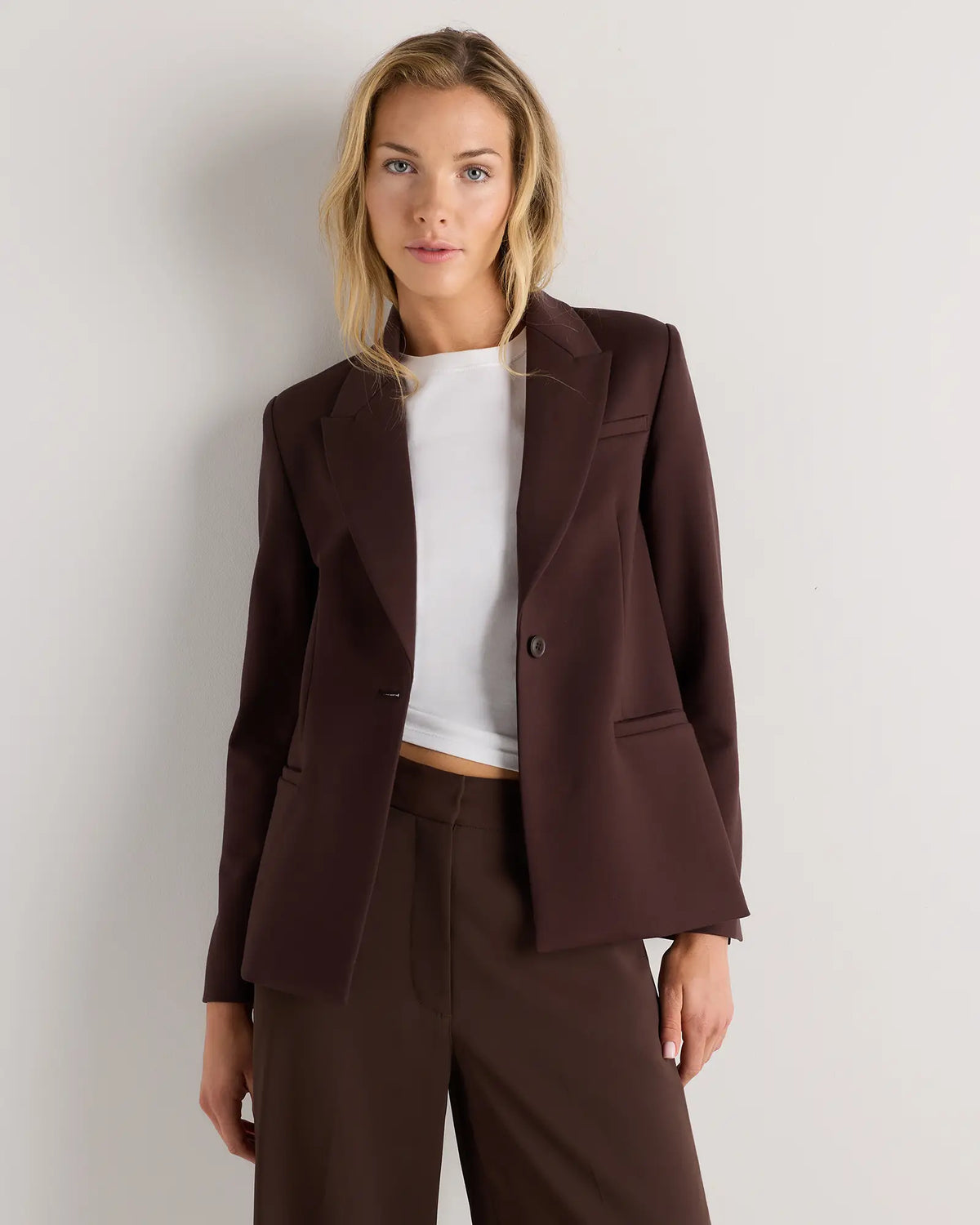 Ultra-Stretch Ponte Single-Breasted Blazer - US 2497