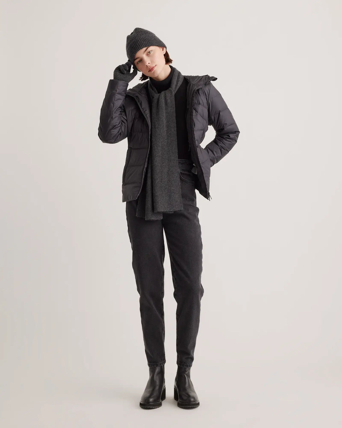 Lightweight Down Packable Puffer Hooded Jacket - US 0238