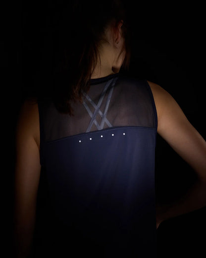 Essential Run Tank - US 8958