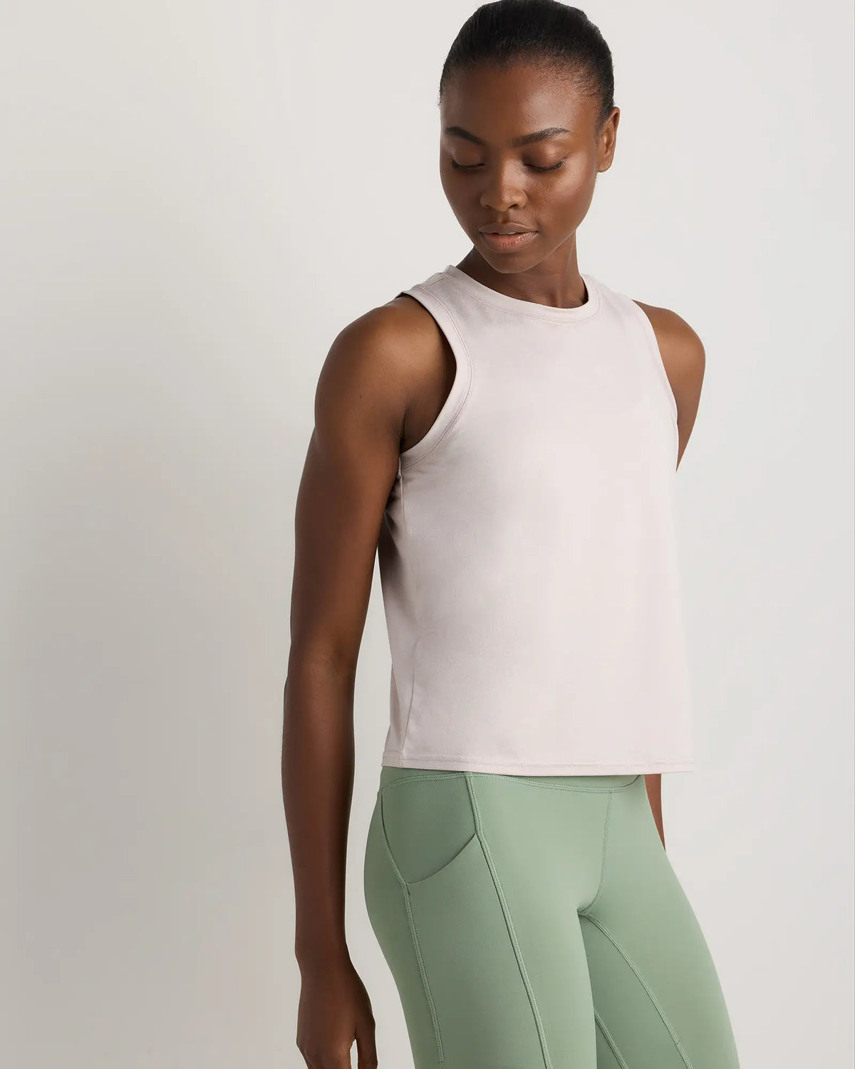Flowknit Breeze High-Neck Tank - US 9460