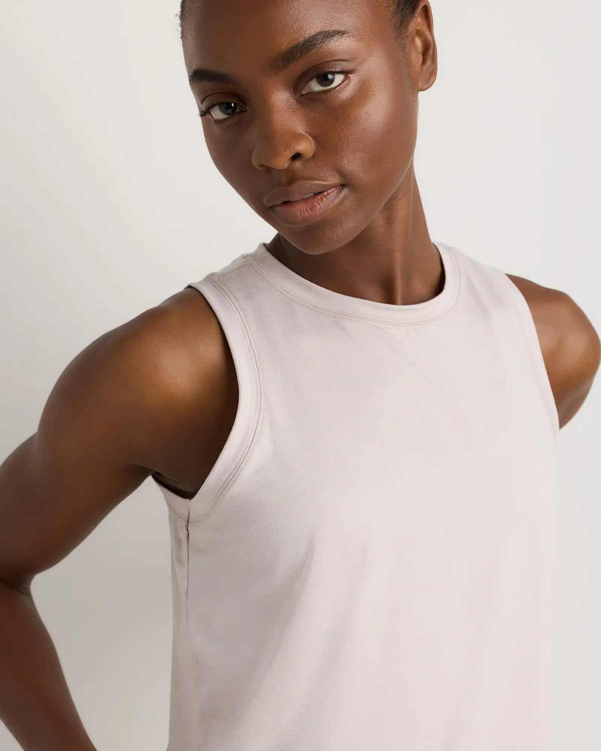 Flowknit Breeze High-Neck Tank - US 9460