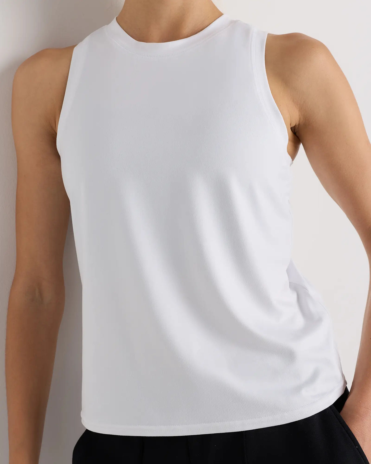 Flowknit Breeze High-Neck Tank - US 8435