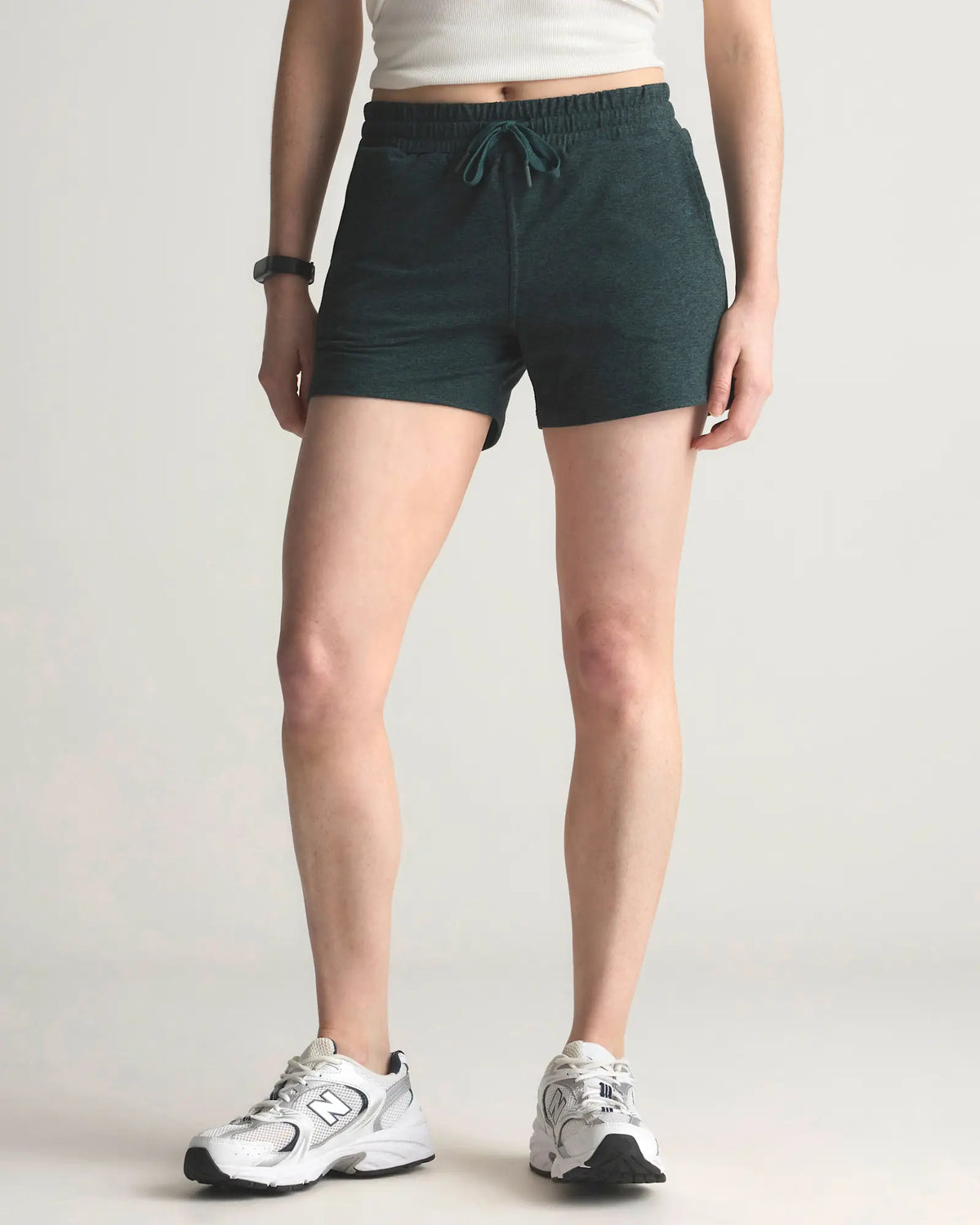 Flowknit Mid-Rise Shorts - US 2884