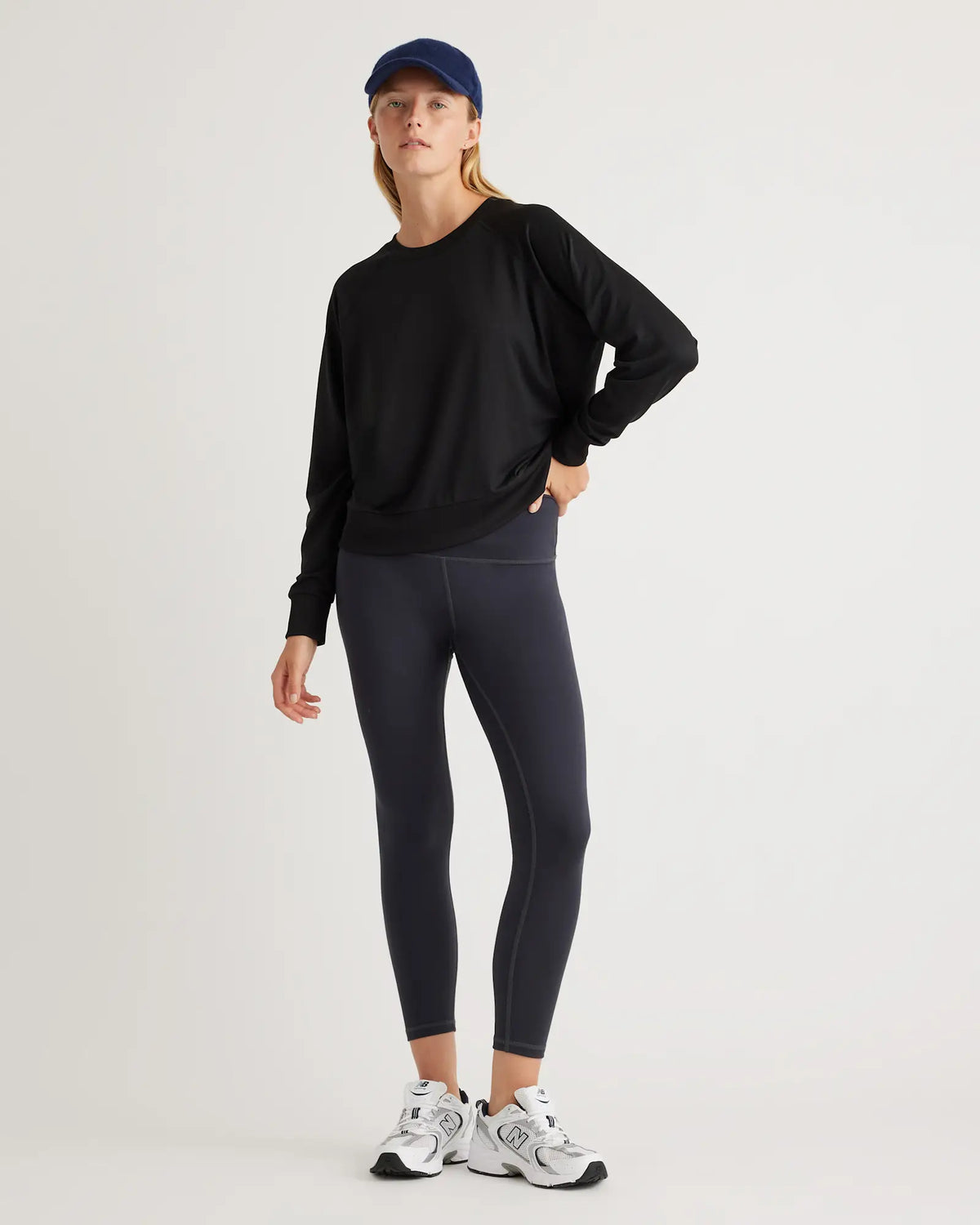 Flowknit Pullover Crew - US 7228