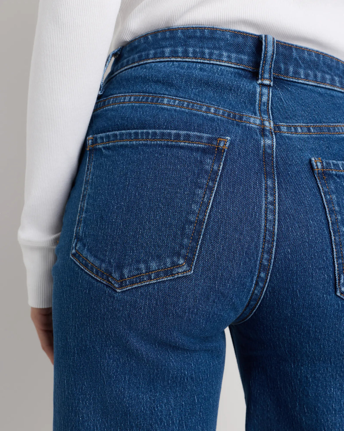 Bella Stretch Relaxed Straight Jeans - US 5467