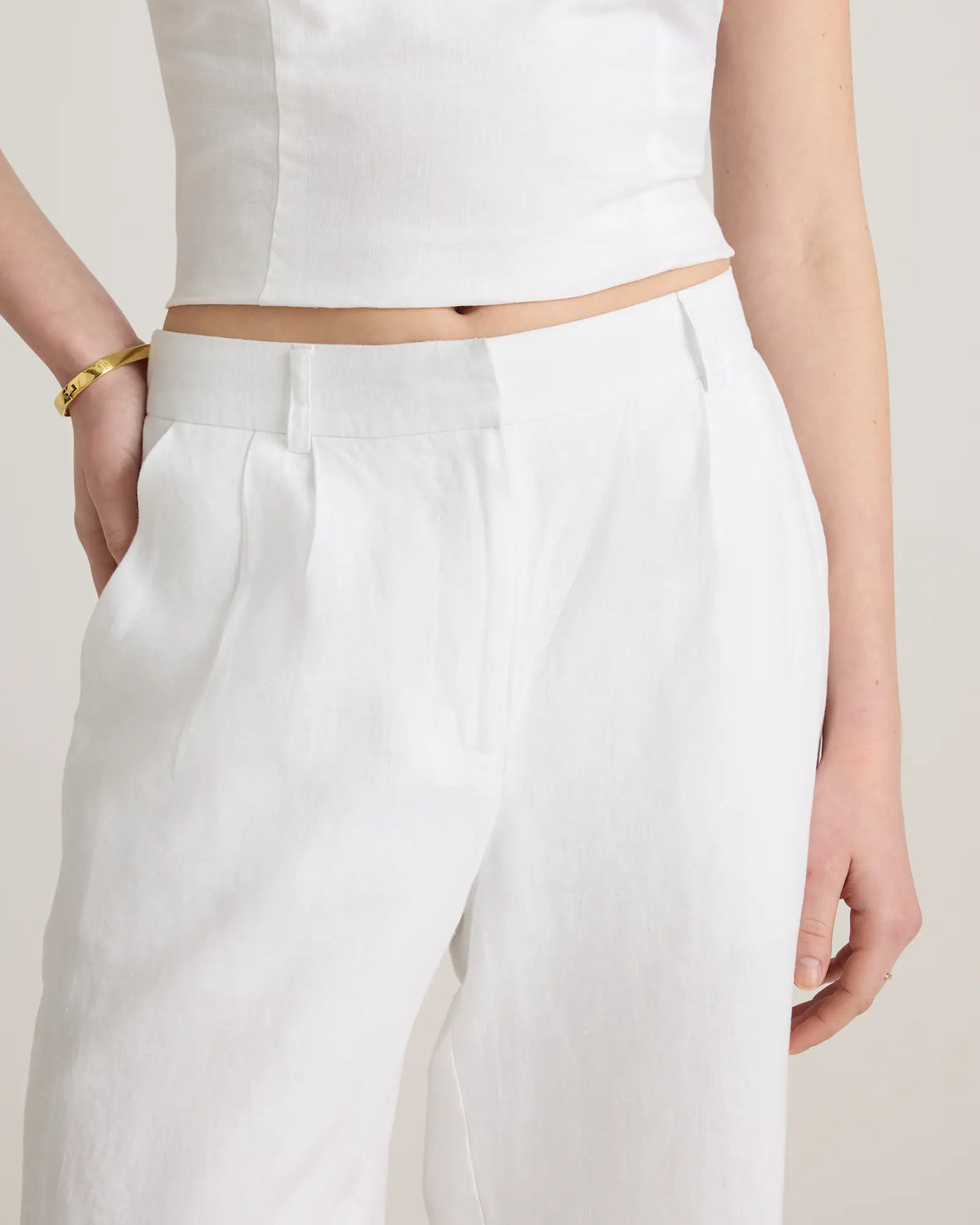 100% European Linen Pleated Trouser - US 7663
