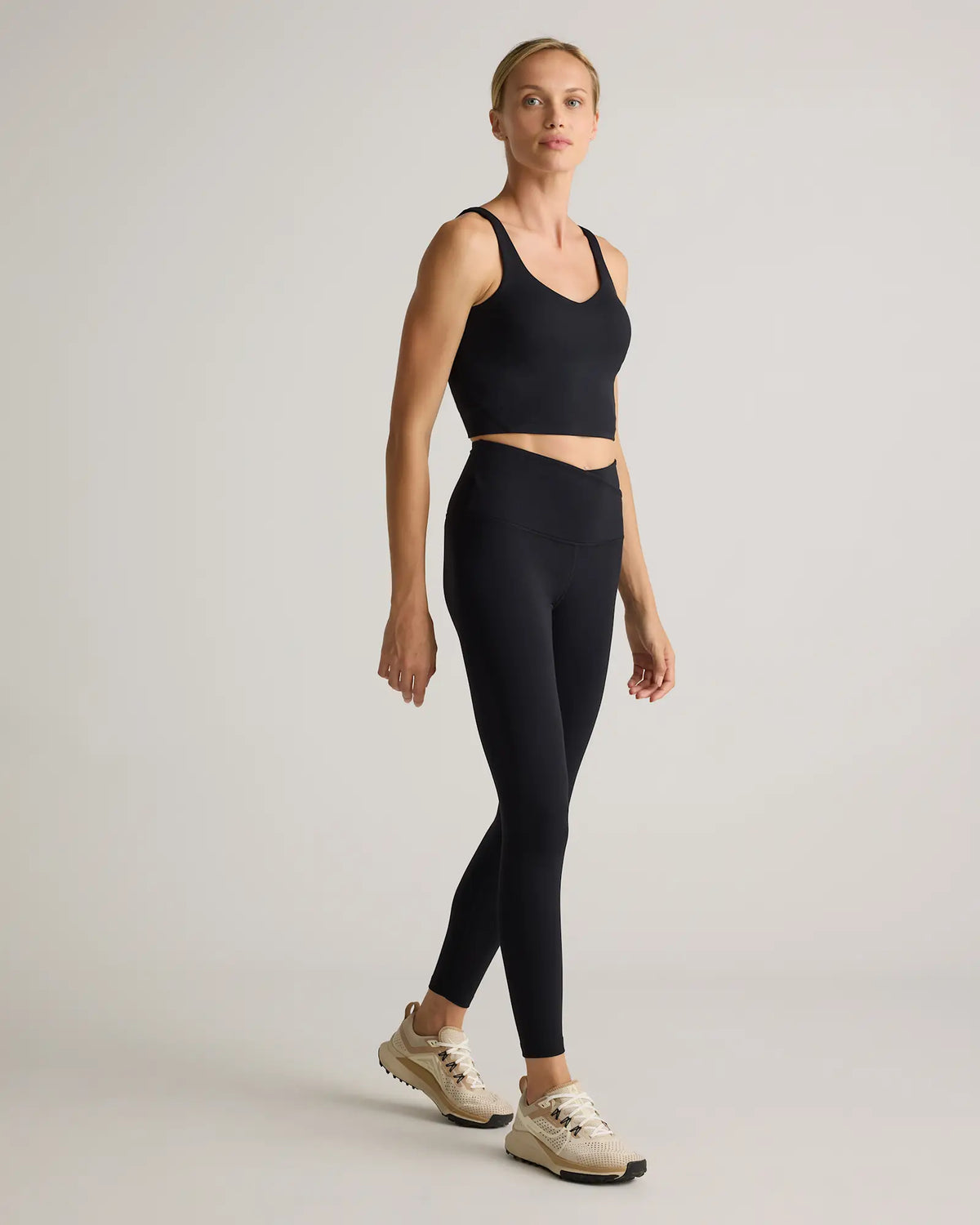 Ultra-Form High-Rise Crossover Legging - US 0980