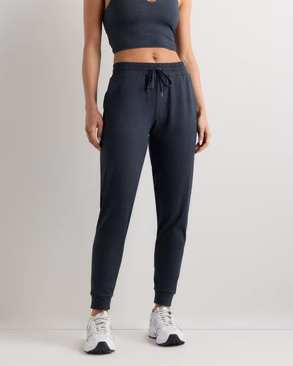 Flowknit Mid-Rise Joggers - US 8880