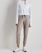 Flowknit Mid-Rise Joggers - US 2761