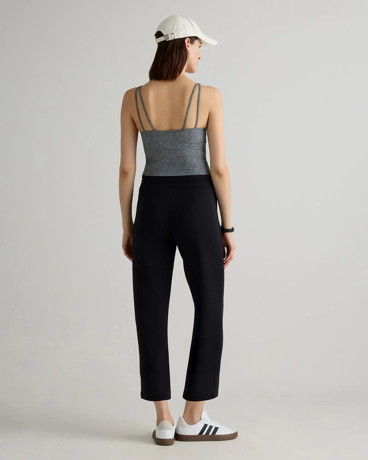 CloudComfort High-Rise Cropped Sweatpants - US 4940