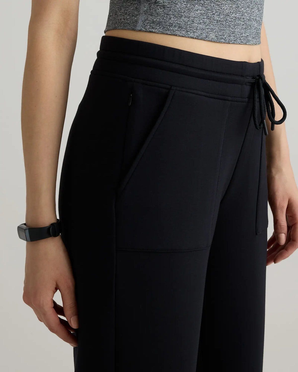 CloudComfort High-Rise Cropped Sweatpants - US 4940