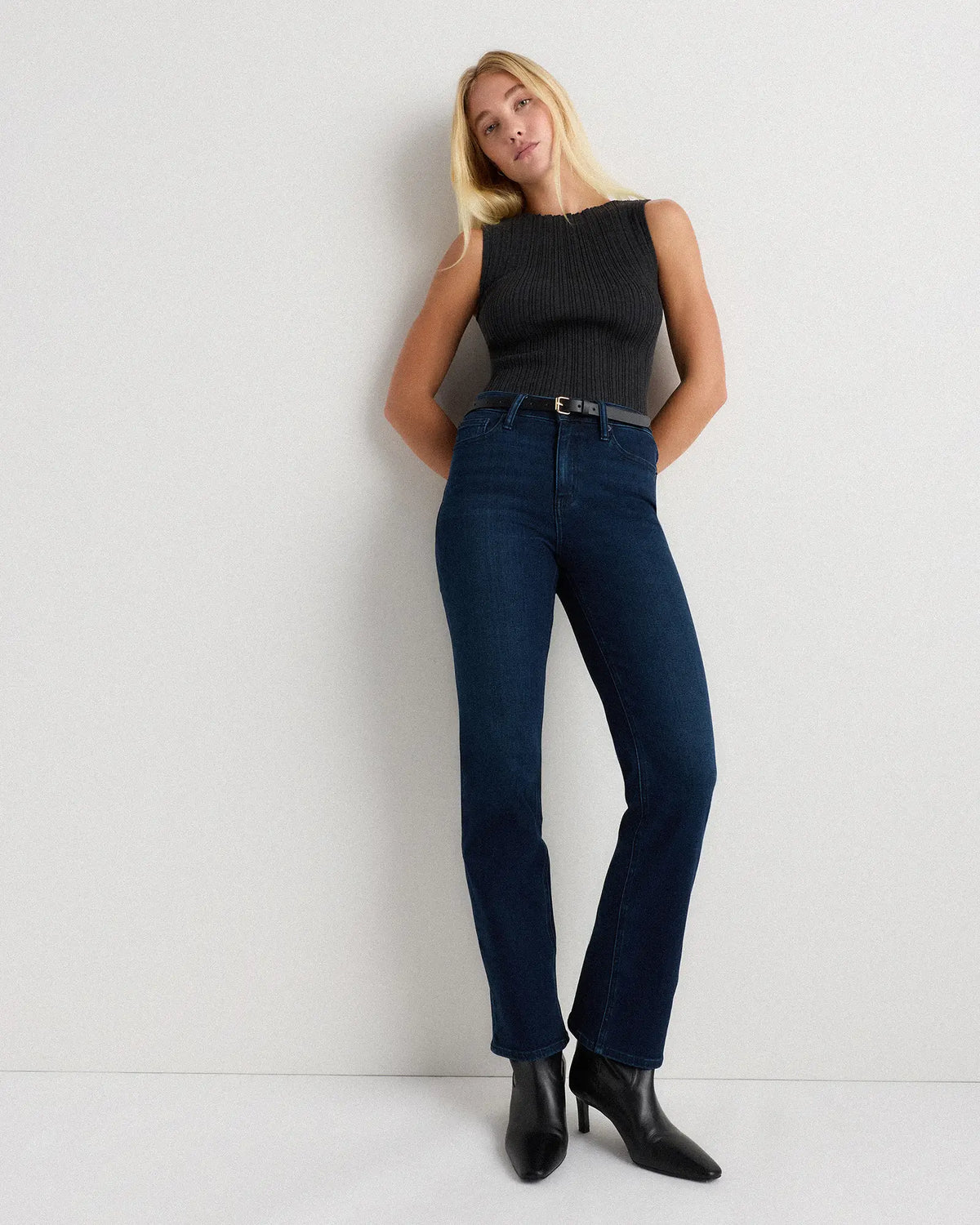Bella Stretch Straight Jeans - US 3709