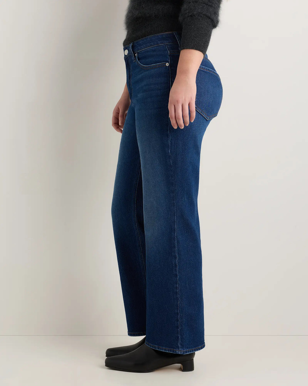 Curvy Bella Stretch Relaxed Straight Jeans - US 8108