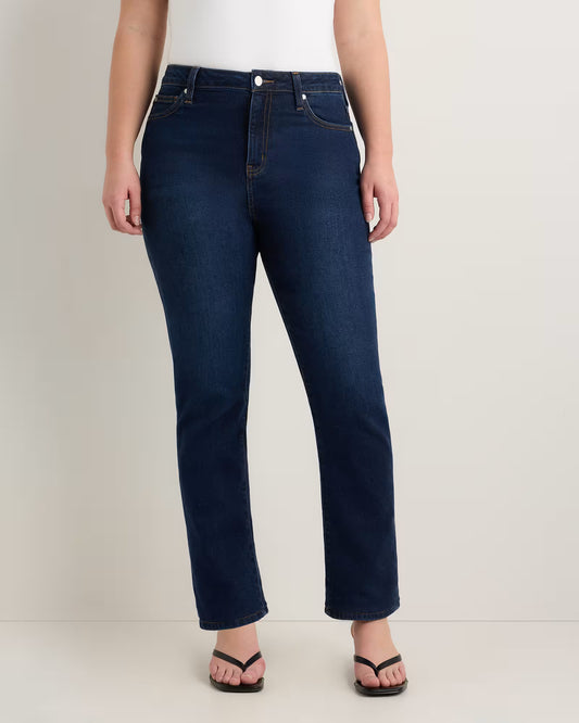 Curvy Bella Stretch Straight Jeans - US 9624