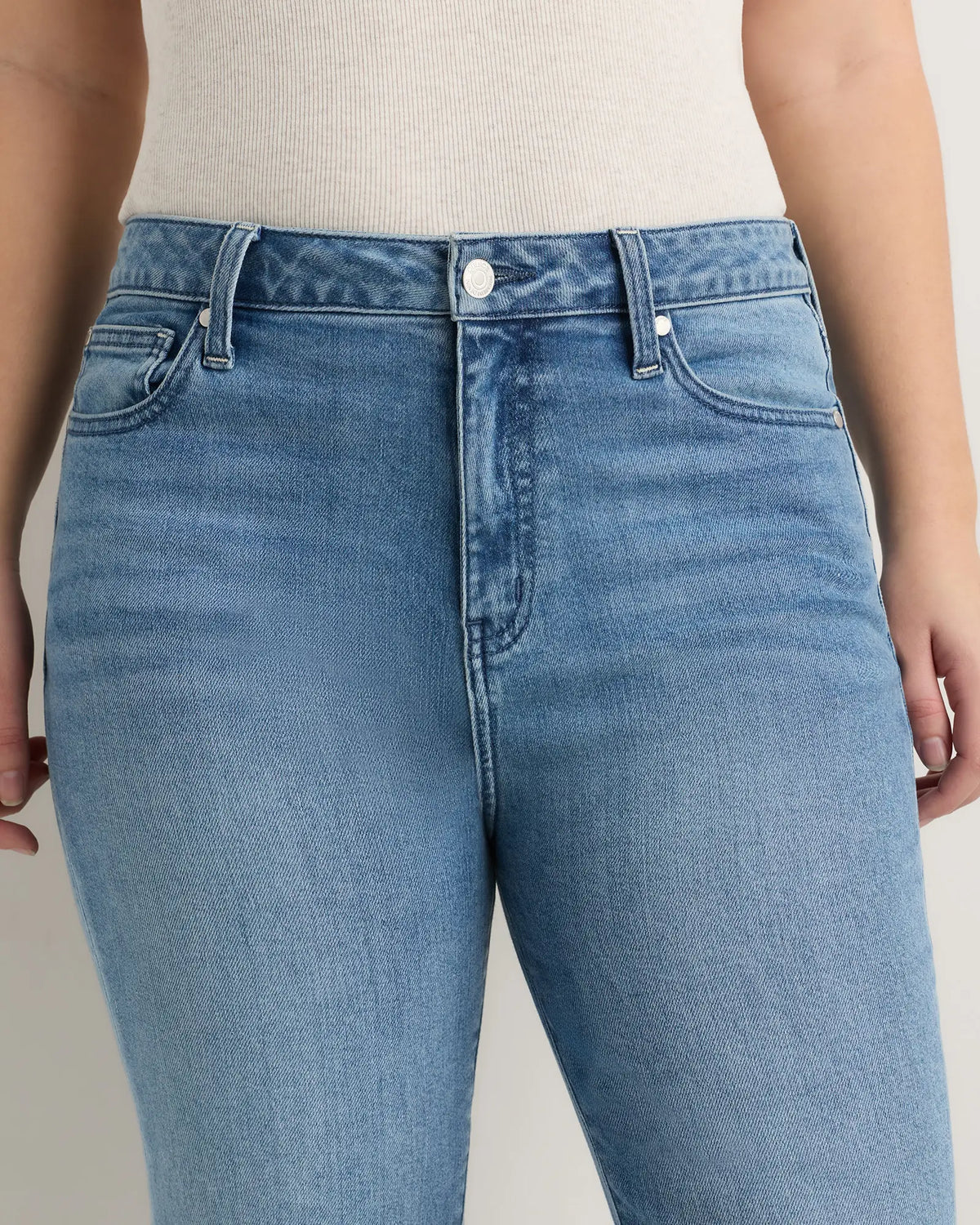 Curvy Bella Stretch Straight Jeans - US 4647