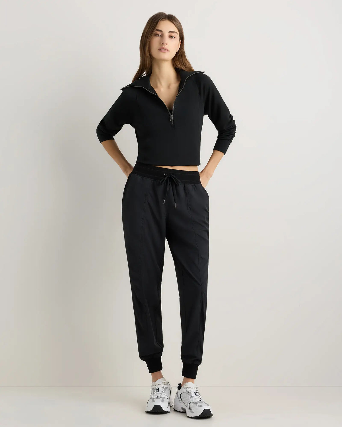 Performance Tech Mid-Rise Joggers - US 8993