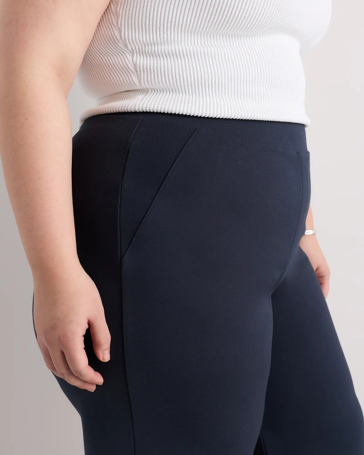Ultra-Stretch Ponte Wide Leg Pants - US 8496