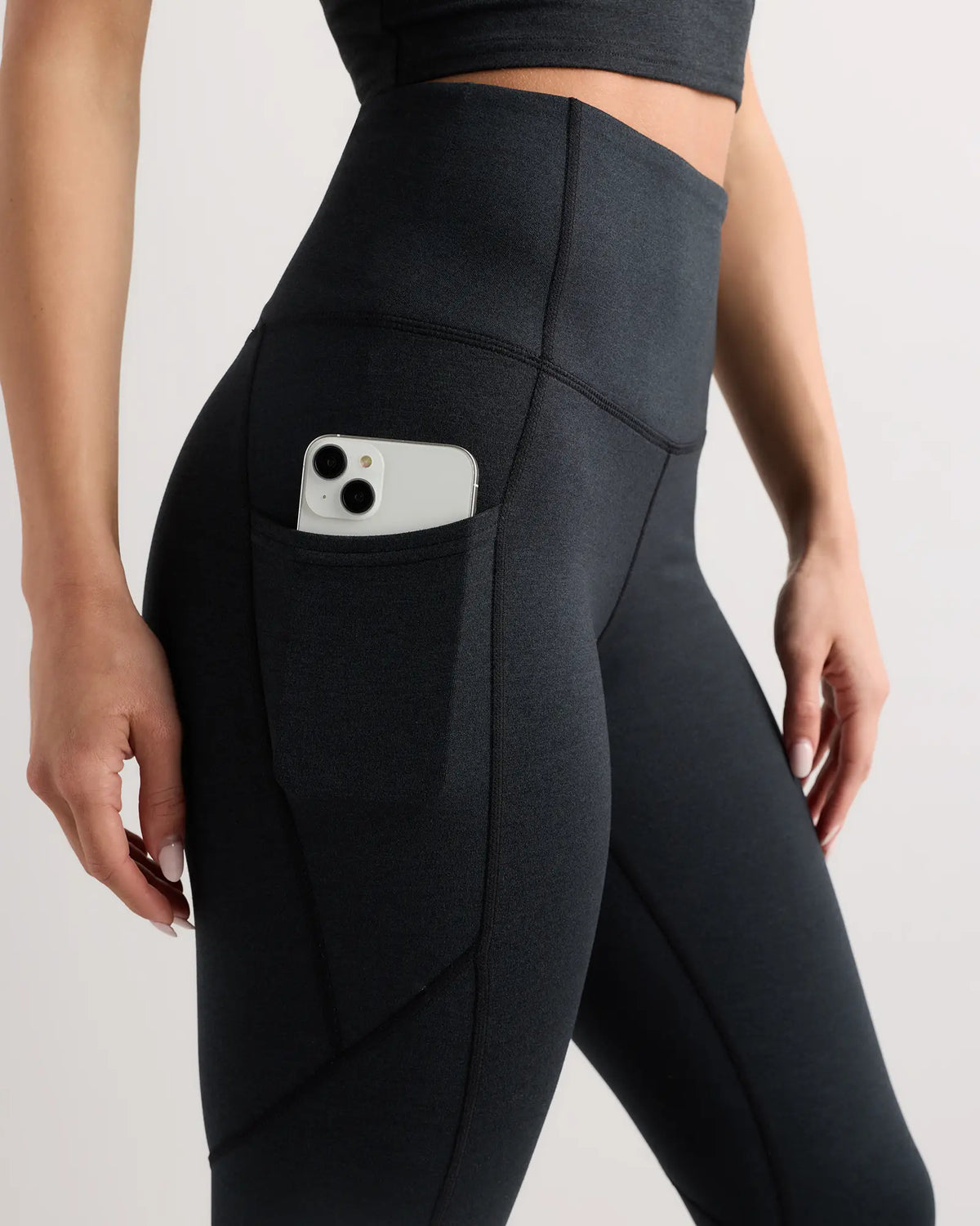 Ultra-Soft High-Rise Pocket Legging - US 9108