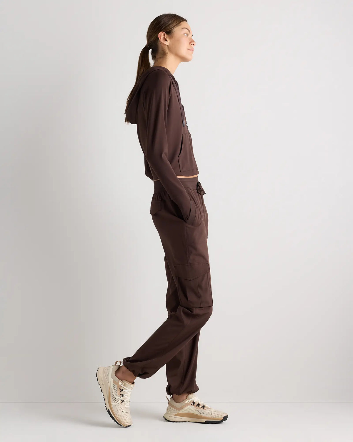 Performance Tech Cargo Mid-Rise Pants - US 9477