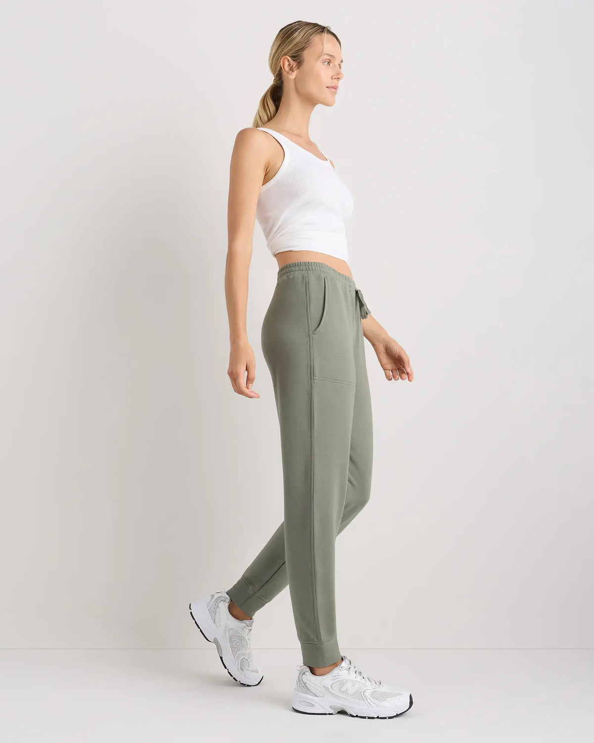 SuperSoft Fleece Joggers - US 6385