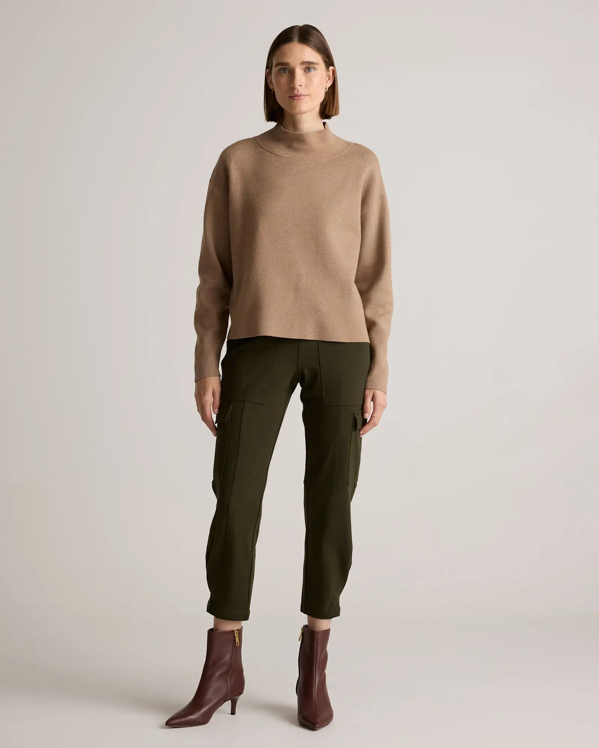 Ultra-Stretch Ponte Tapered Cargo Pants - US 0140
