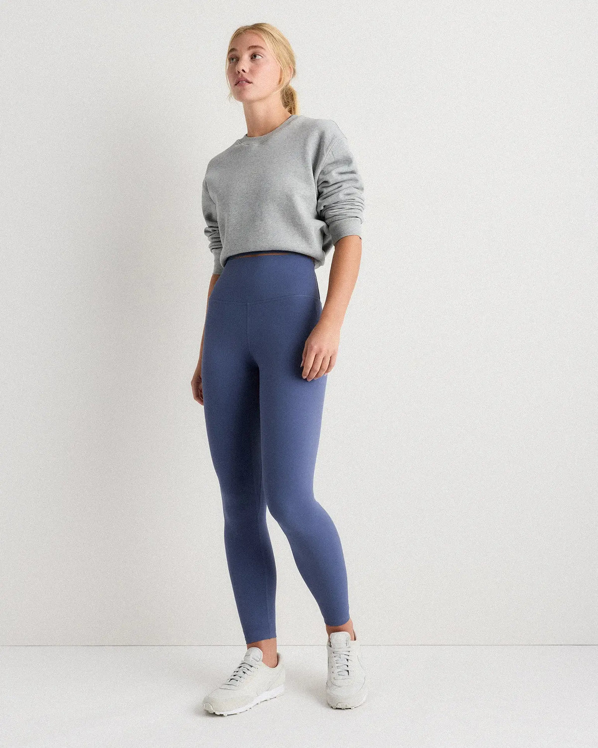 Ultra-Form High-Rise Legging - US 7815