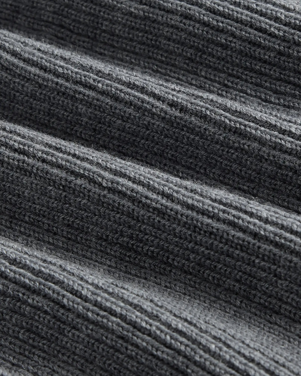 100% Merino Wool Large Triangle Scarf - US 9613