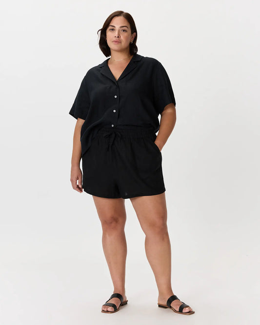100% European Linen Shorts - US 2563