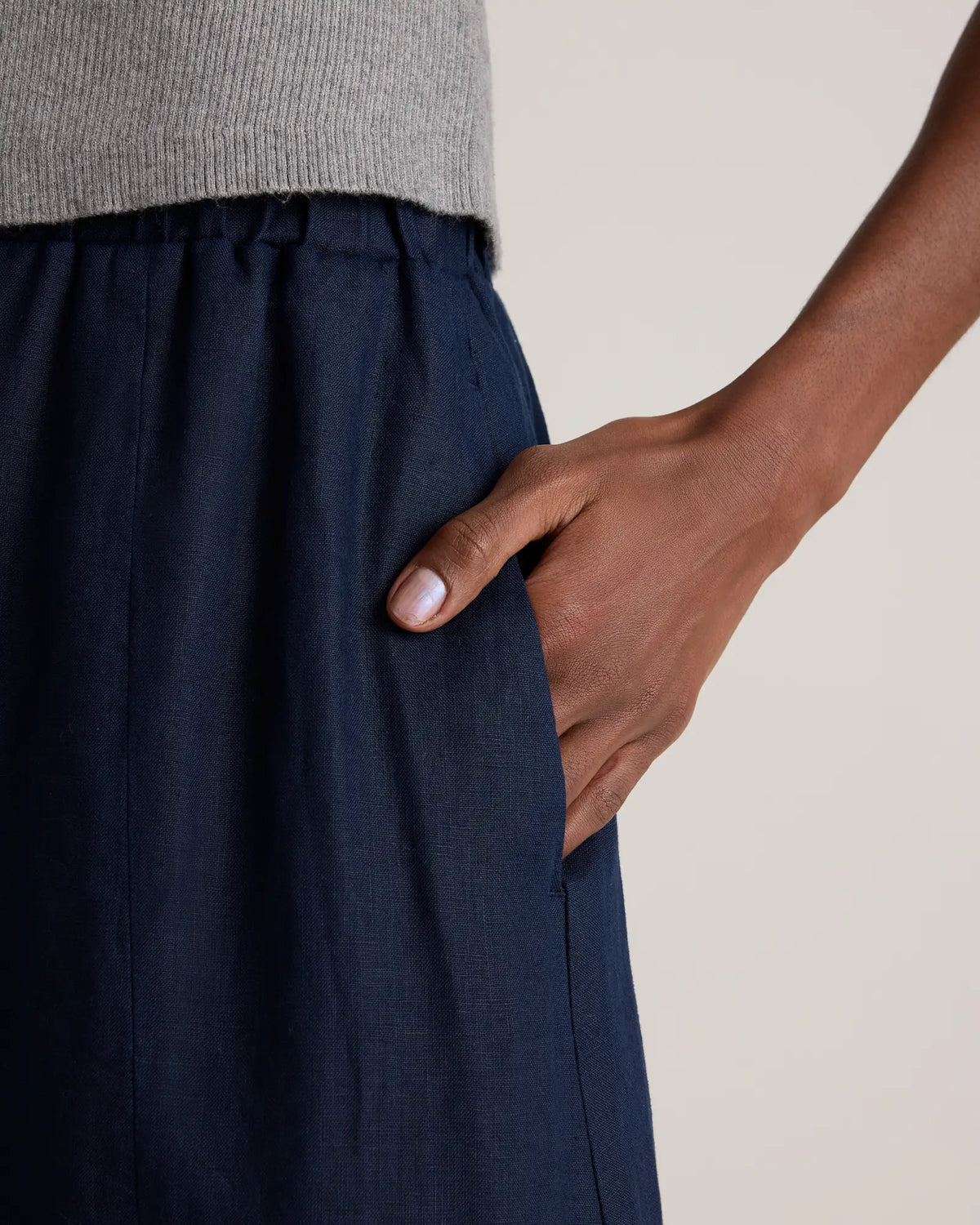 100% European Linen Maxi Skirt - US 2558