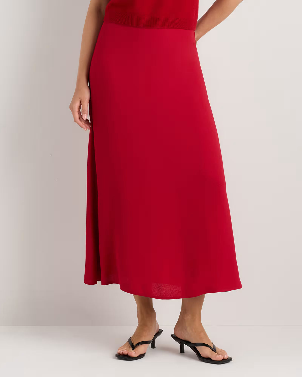 Lightweight Crepe Slip Skirt - US 7785