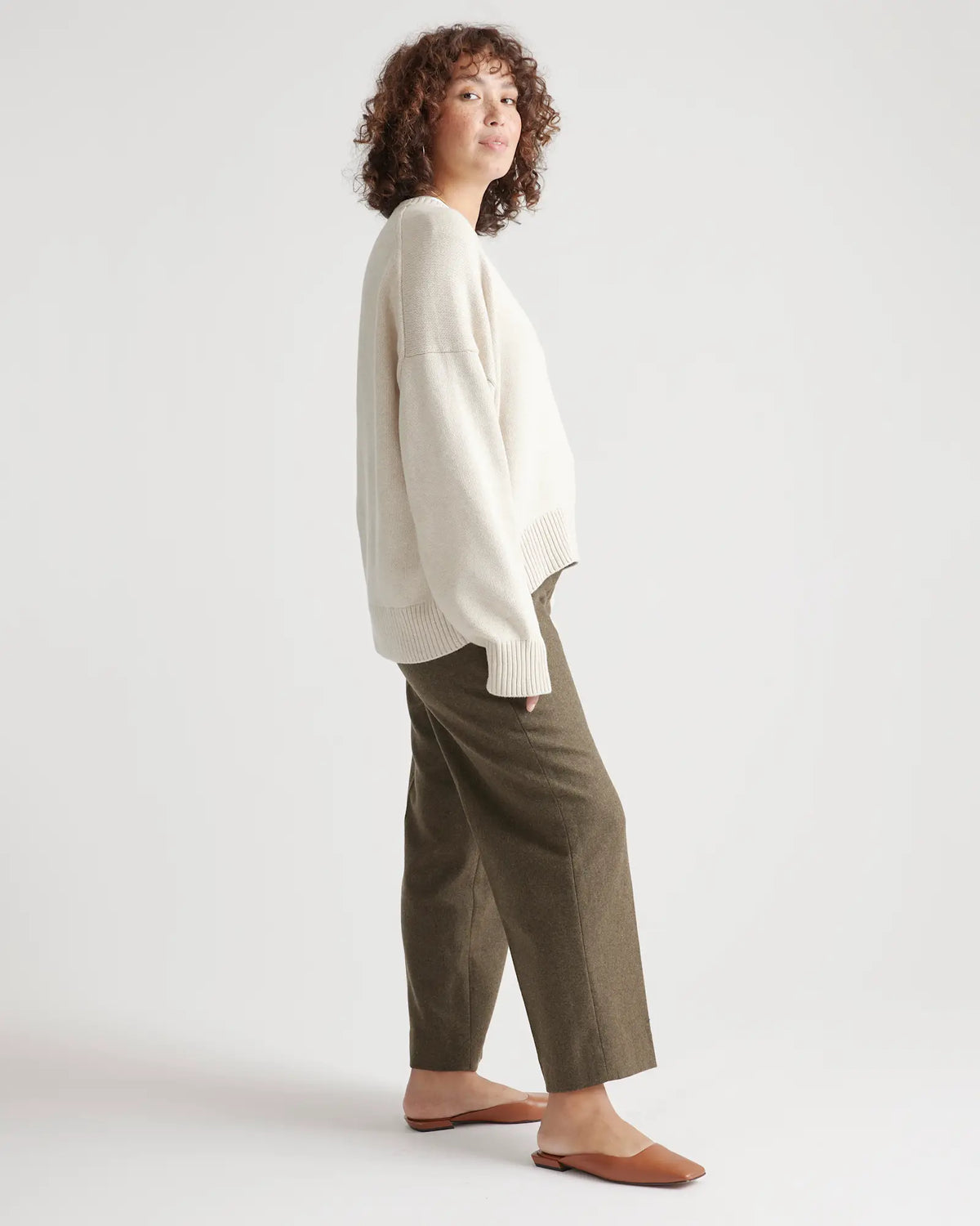 100% Organic Cotton Boyfriend Crew Sweater - US 1040