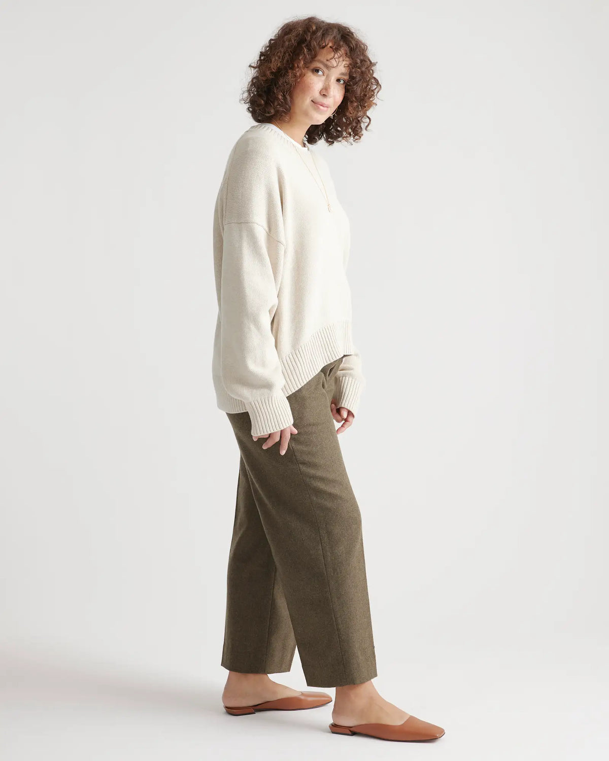 100% Organic Cotton Boyfriend Crew Sweater - US 1040