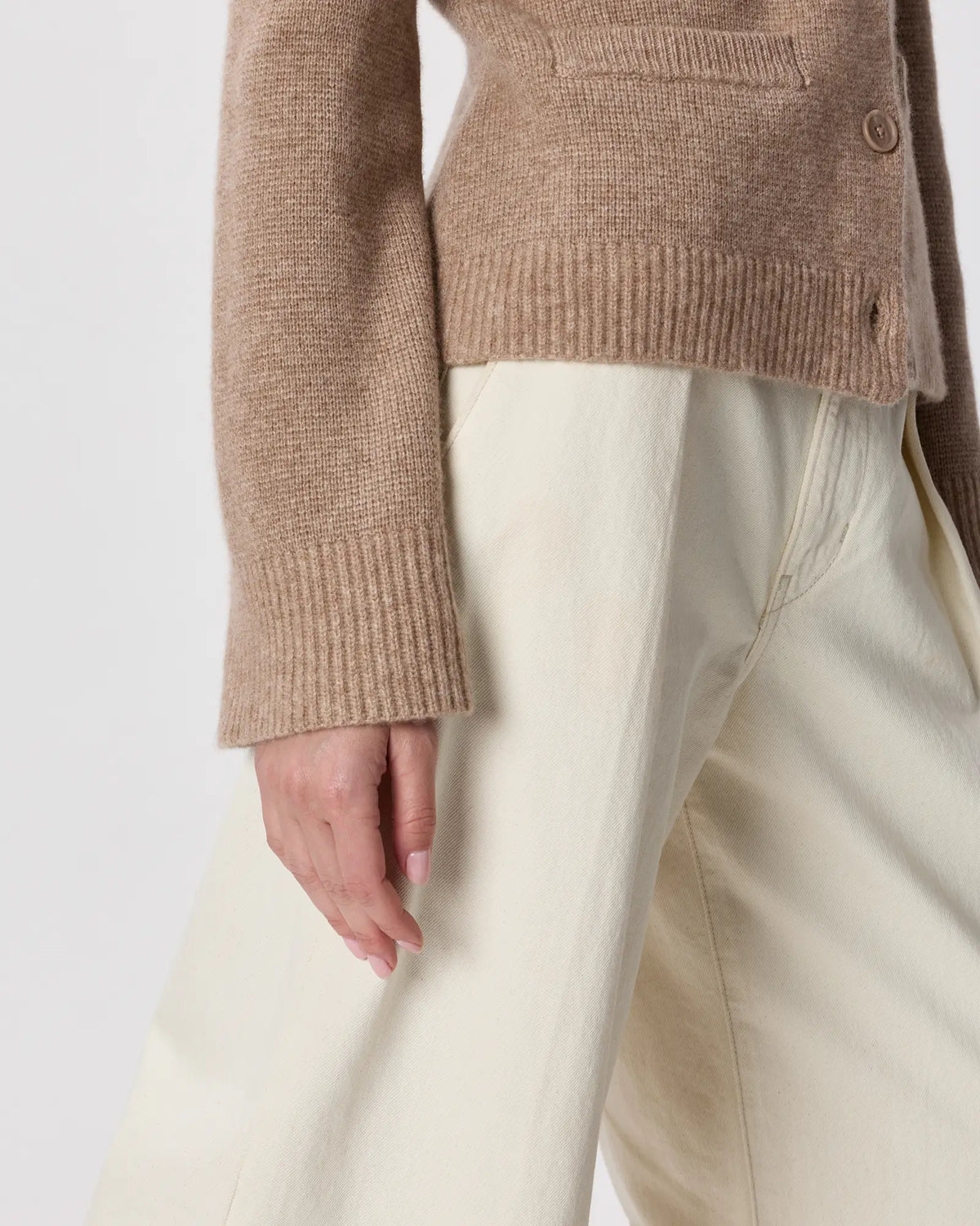 Mongolian Cashmere Structured Cardigan - US 4900