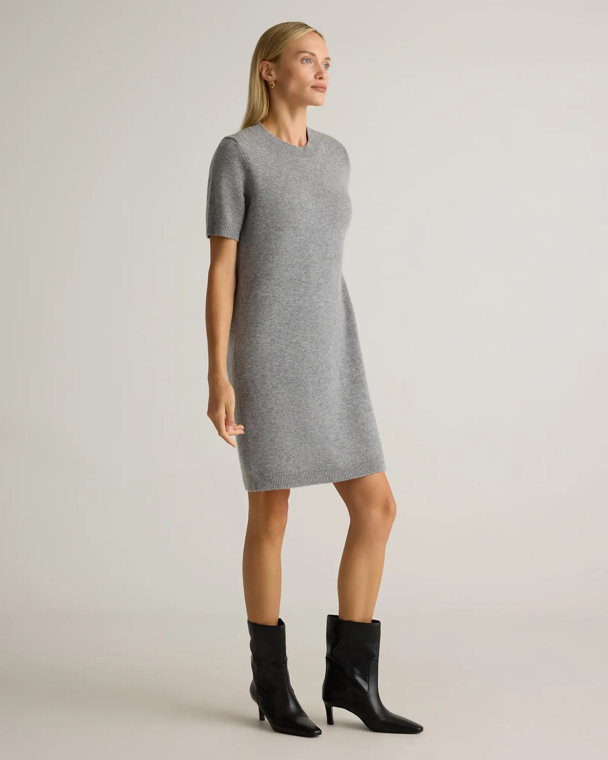 Mongolian Cashmere Short Sleeve Mini Dress - US 4573