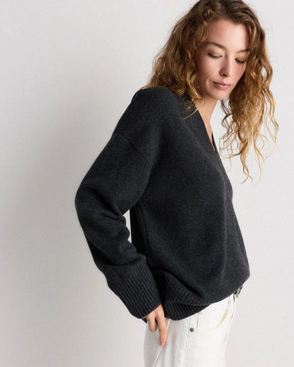 Mongolian Cashmere Oversized V-Neck Sweater - US 3426