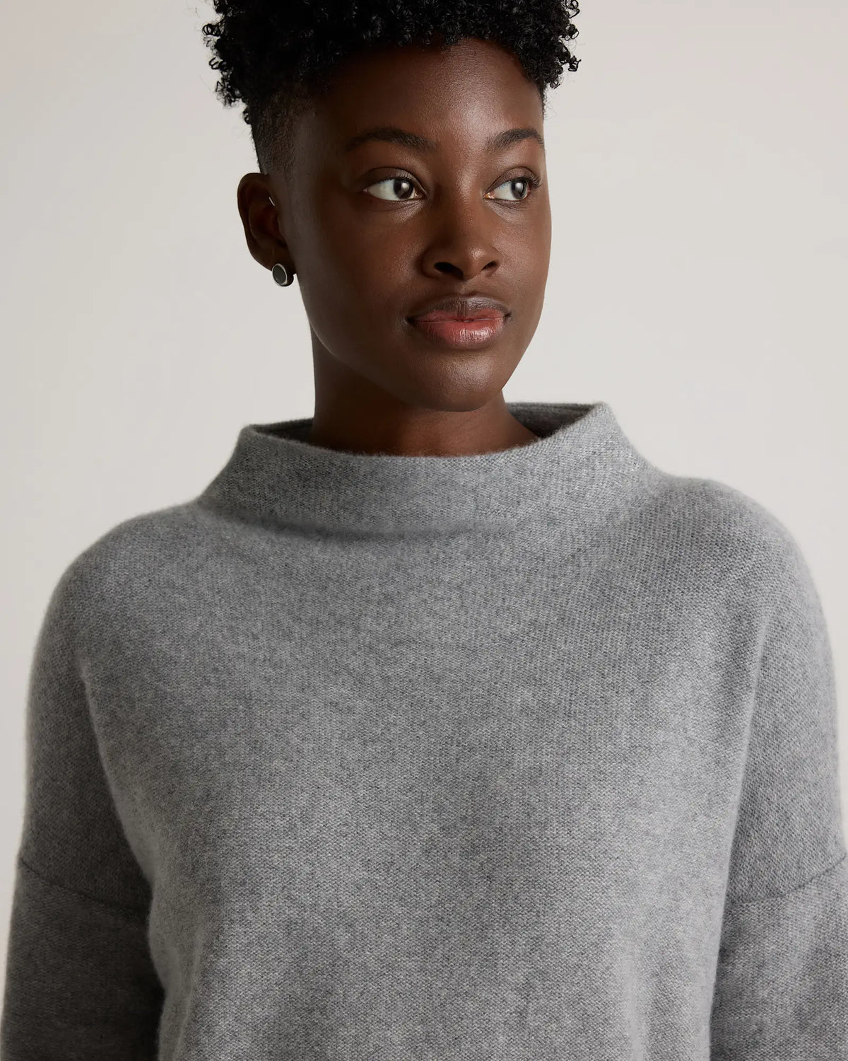 Mongolian Cashmere Funnel Neck Sweater - US 4455