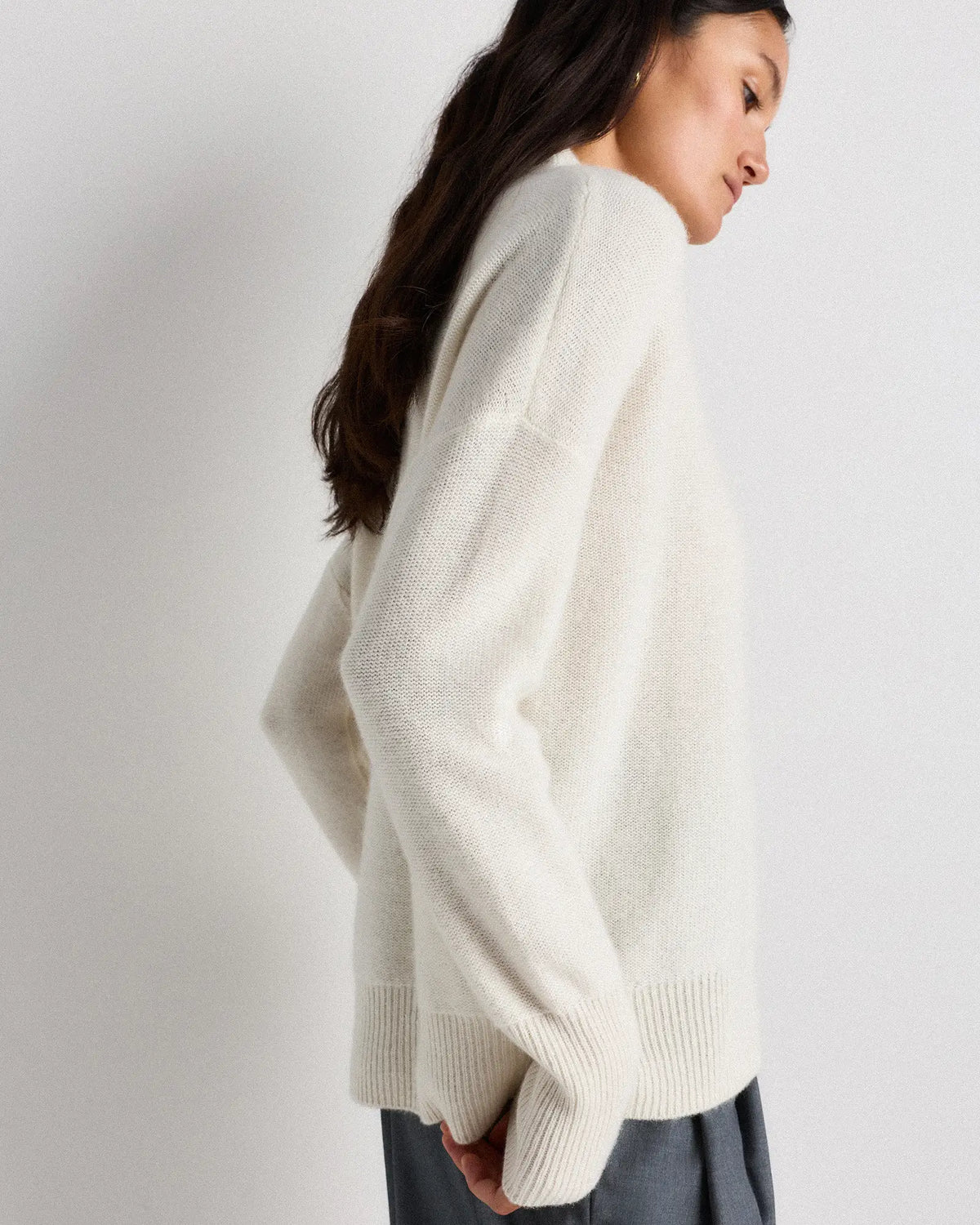 Mongolian Cashmere Funnel Neck Sweater - US 3126