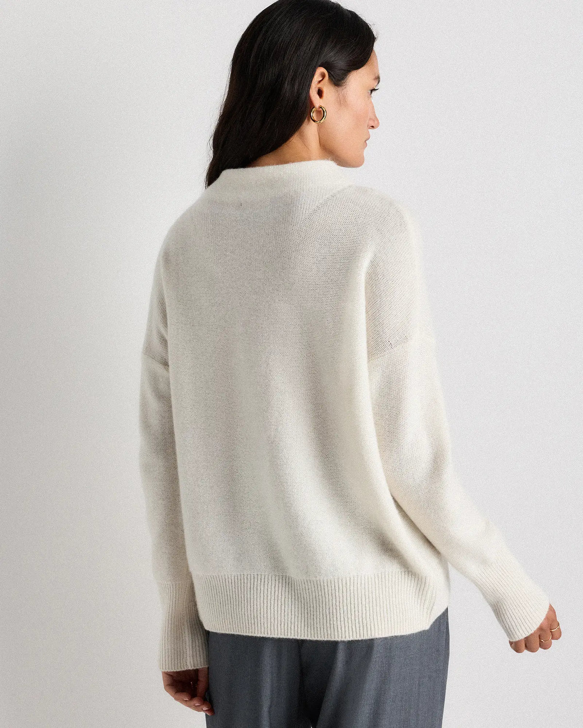 Mongolian Cashmere Funnel Neck Sweater - US 3126