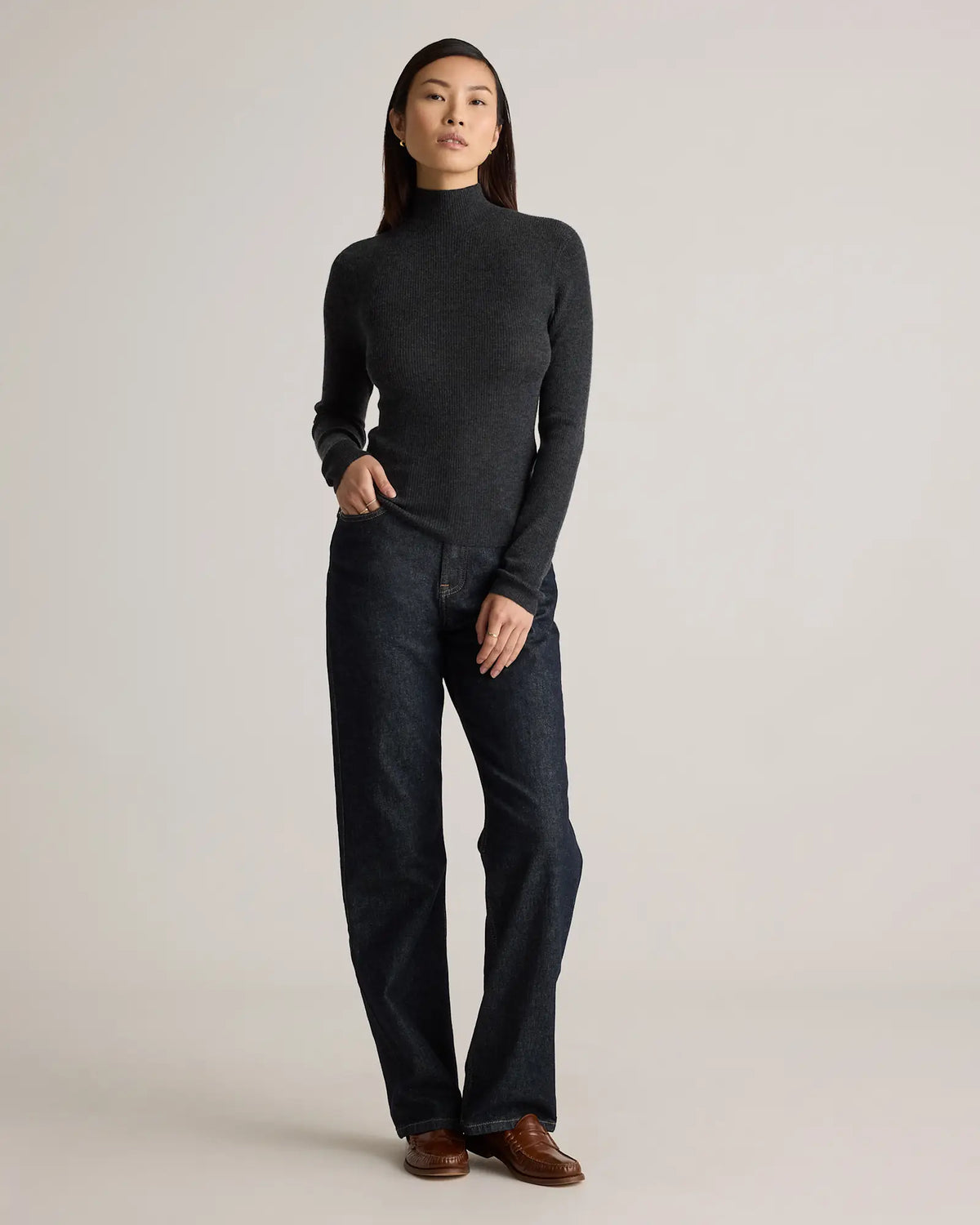 Featherweight Cashmere Ribbed Mockneck Sweater - US 8065