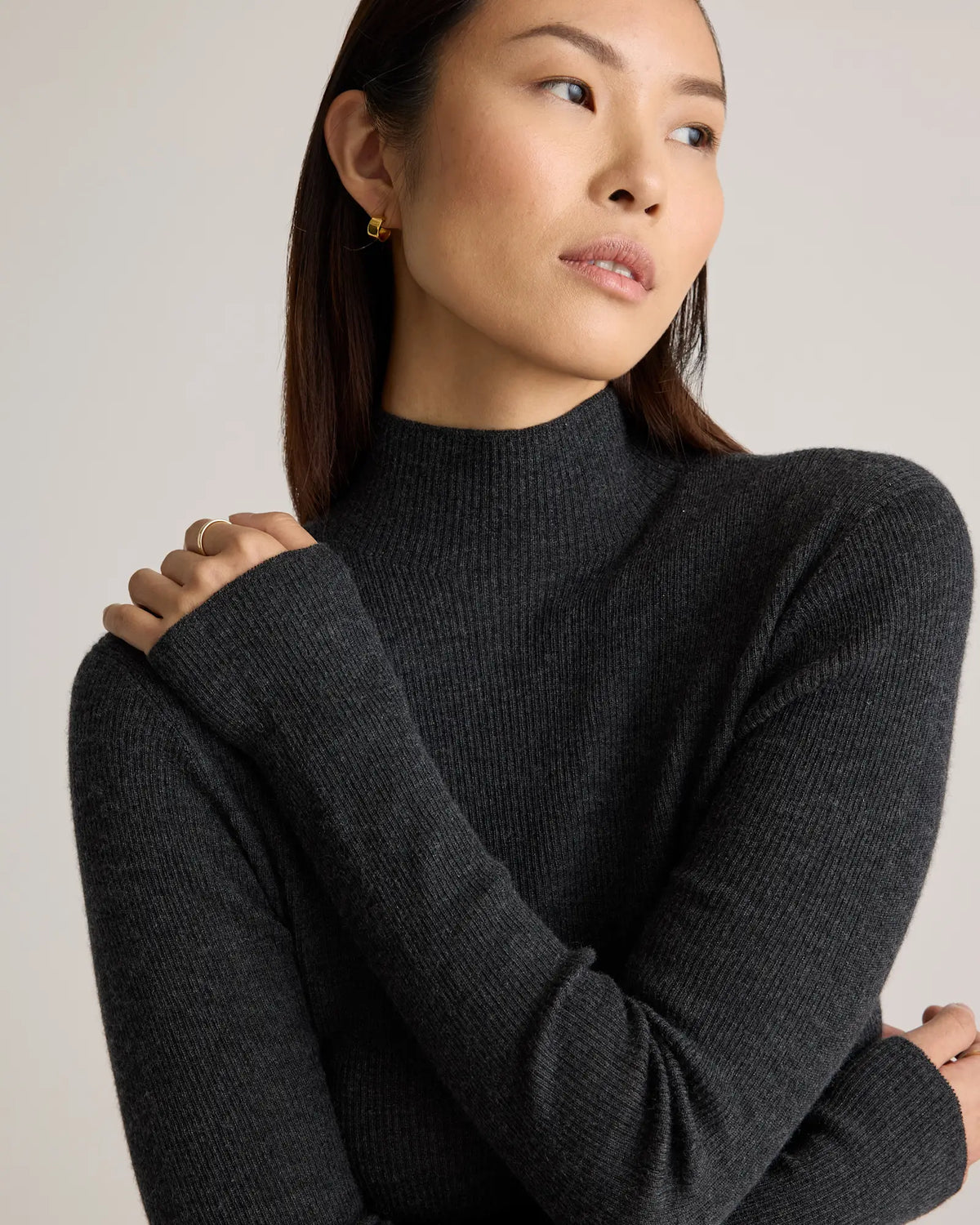 Featherweight Cashmere Ribbed Mockneck Sweater - US 8065