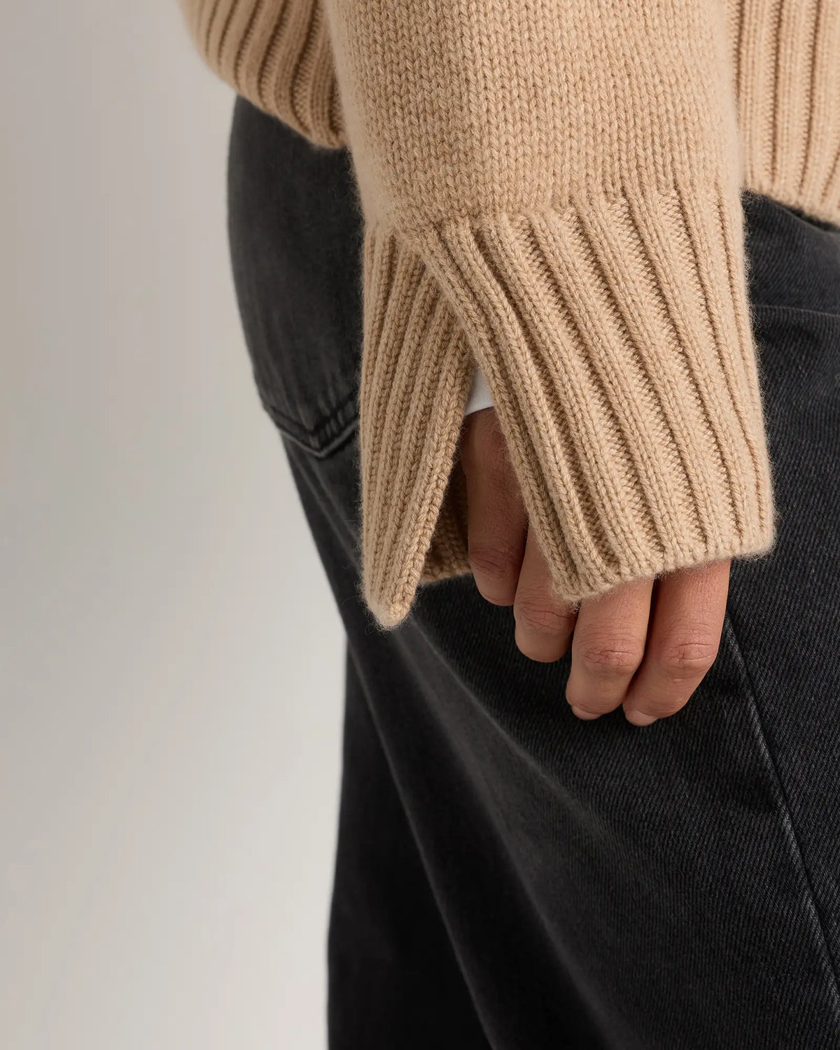 Luxe Baby Cashmere Quarter Zip Sweater - US 1010
