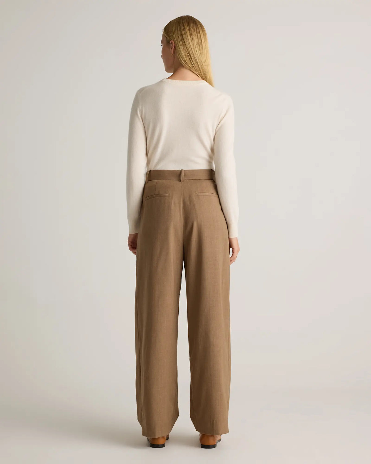 Mongolian Cashmere Crewneck Sweater - US 6576